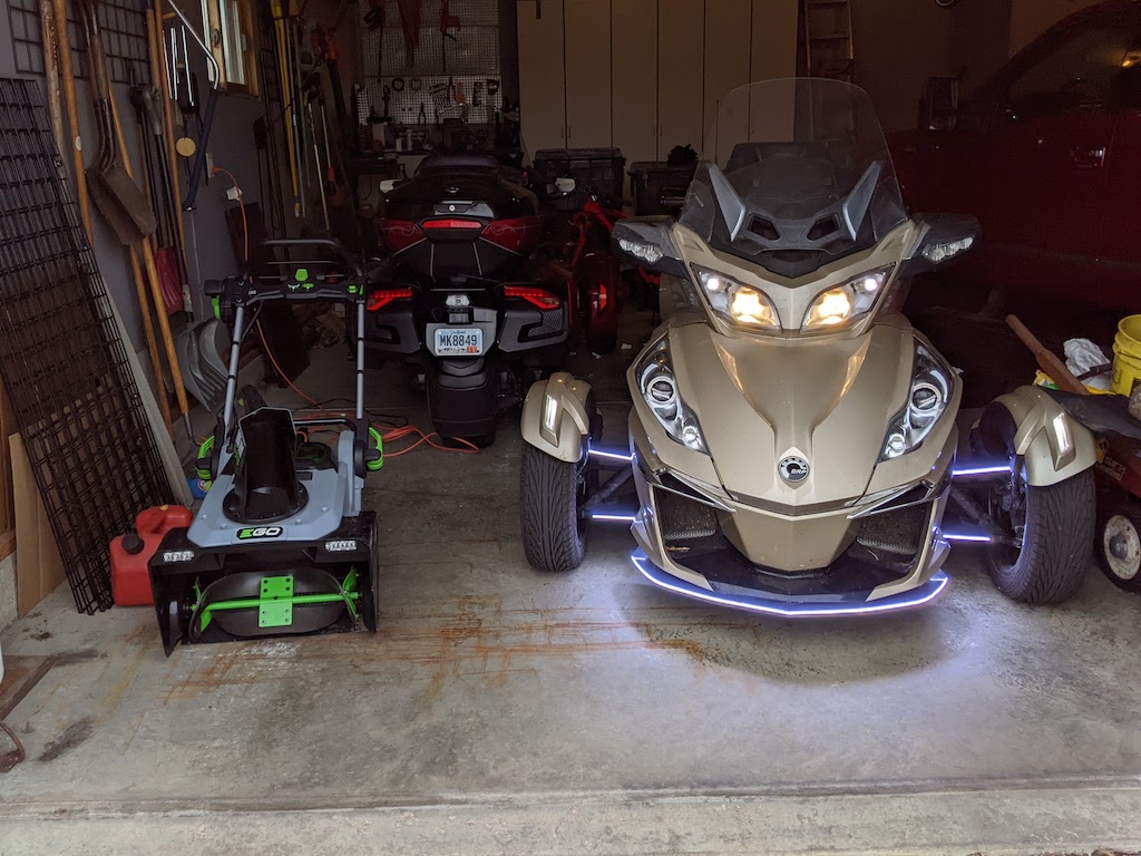 Can-Am Spyder vs Winter